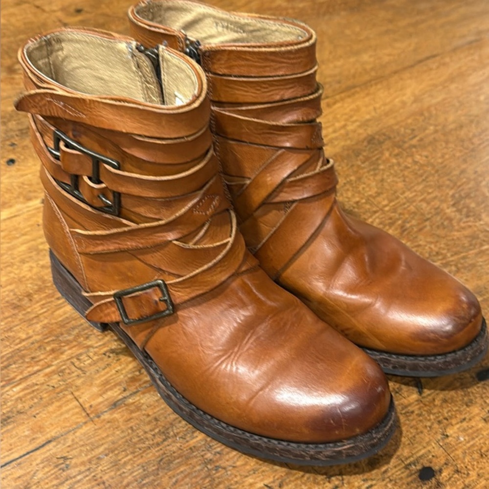 FRYE Brown Leather Boots